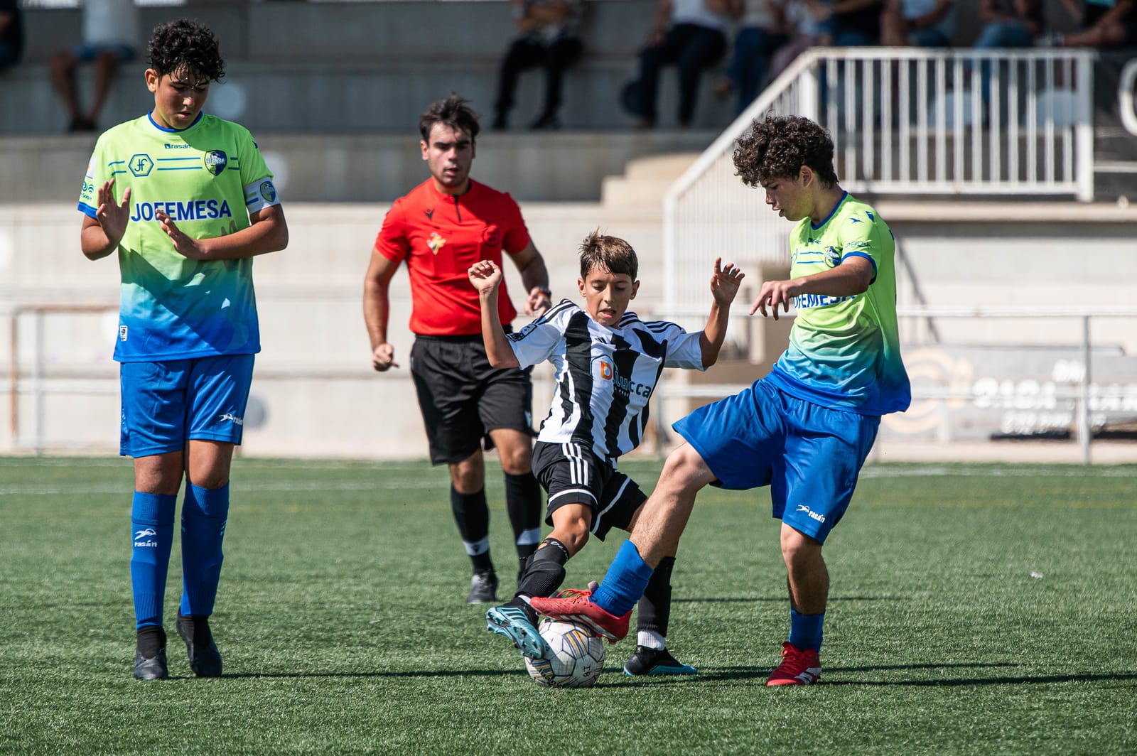Infantil B 0 — 2 Biensa C.F. 'A' — 1