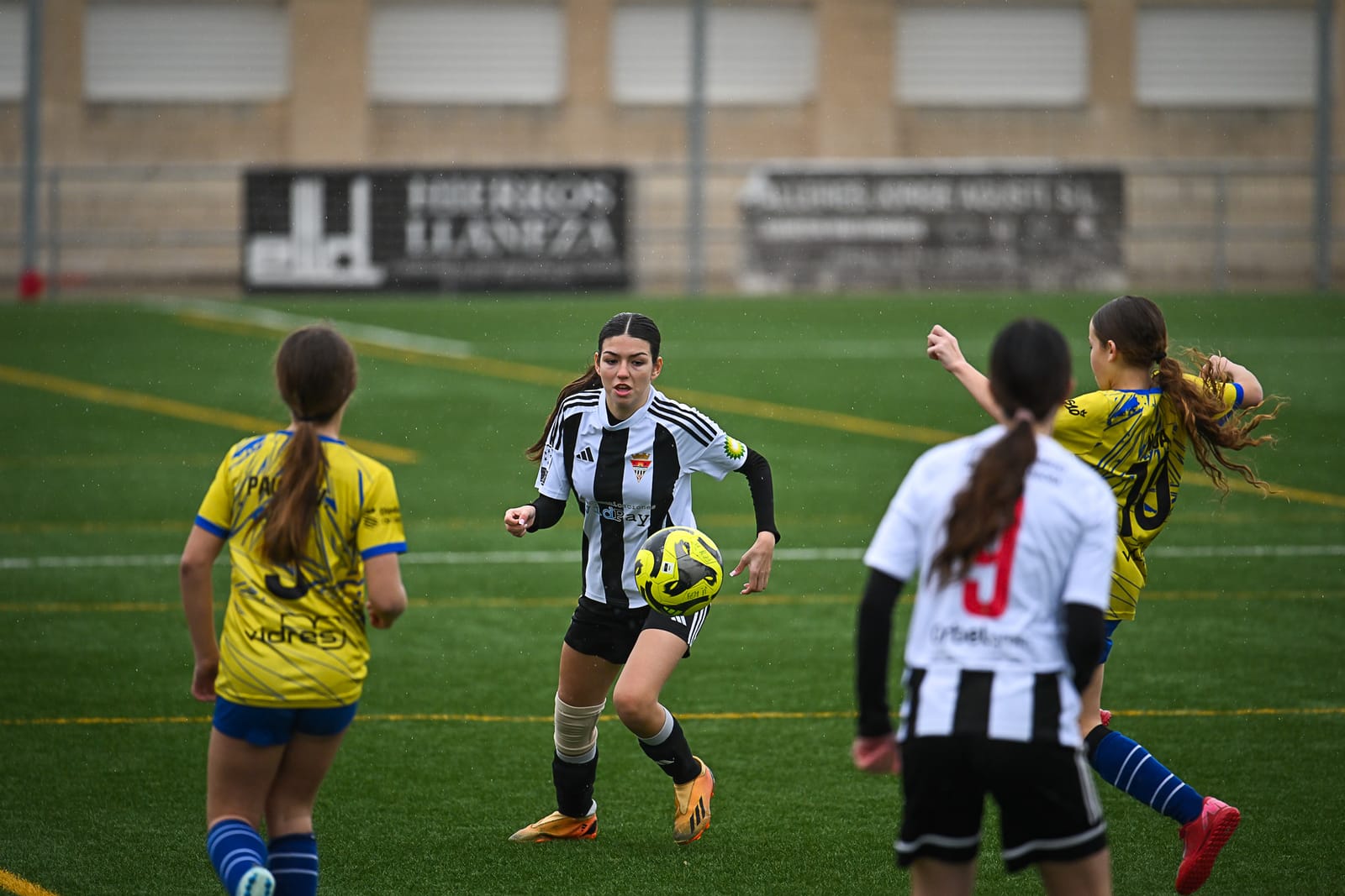 Infantil Femenino A 3 — 0 Sporttime Vila-real 'B' — 9