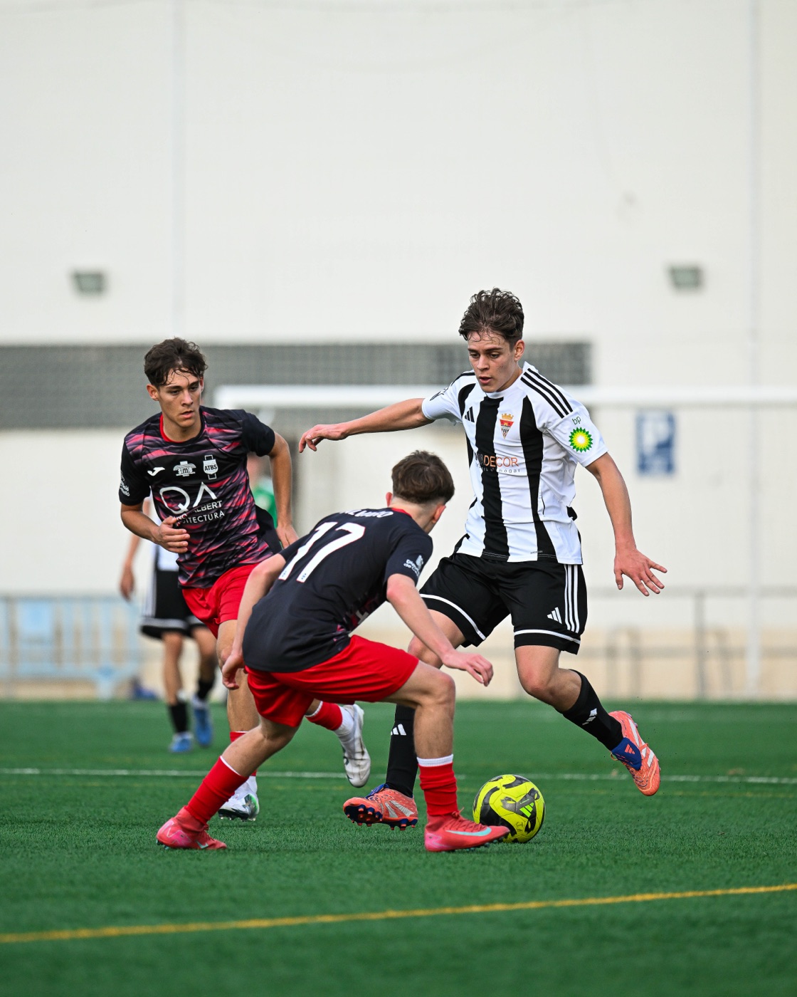 Juvenil A 0 — 4 CF At. Burriana - Salesianos B — 9