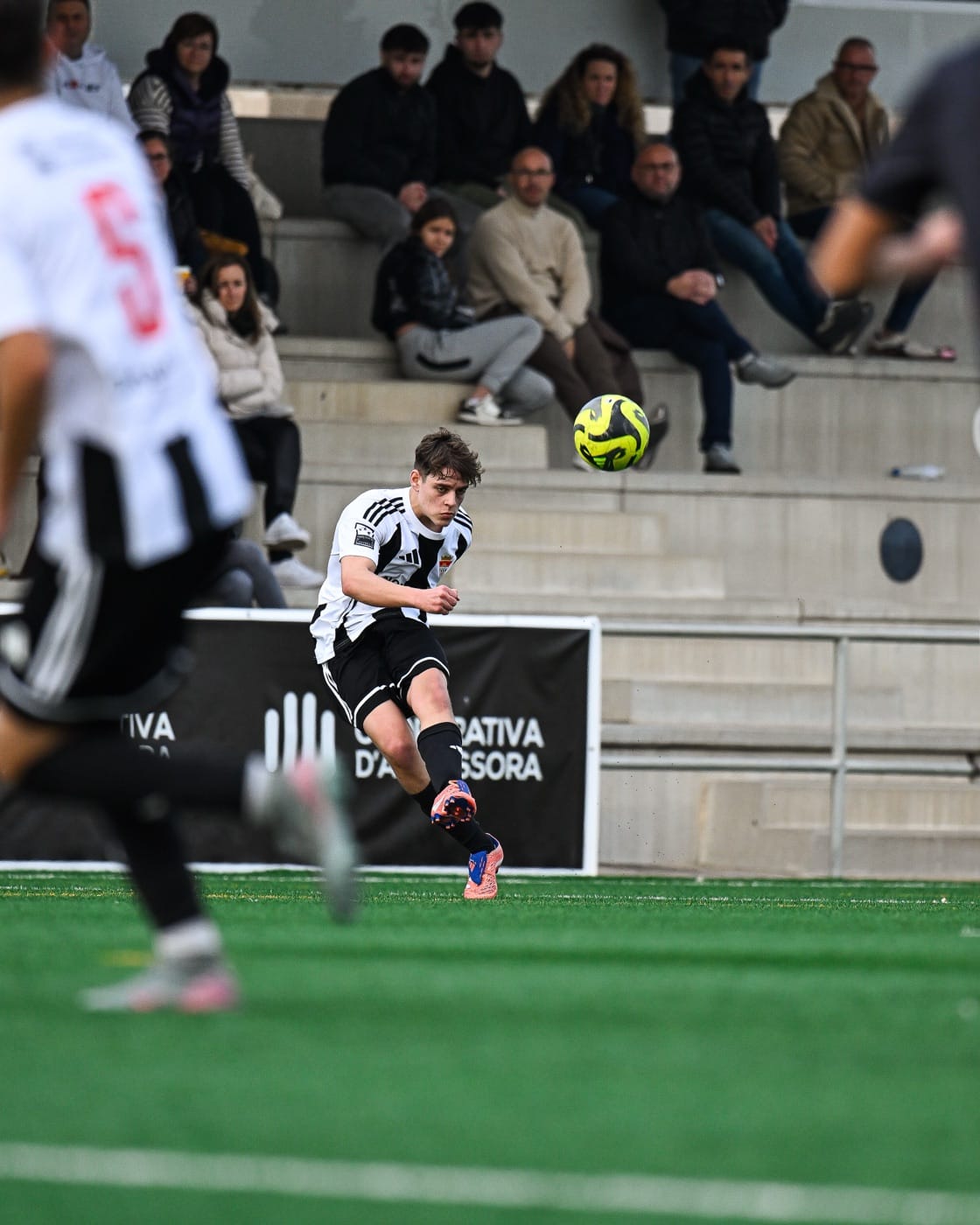 Juvenil A 0 — 4 CF At. Burriana - Salesianos B — 14