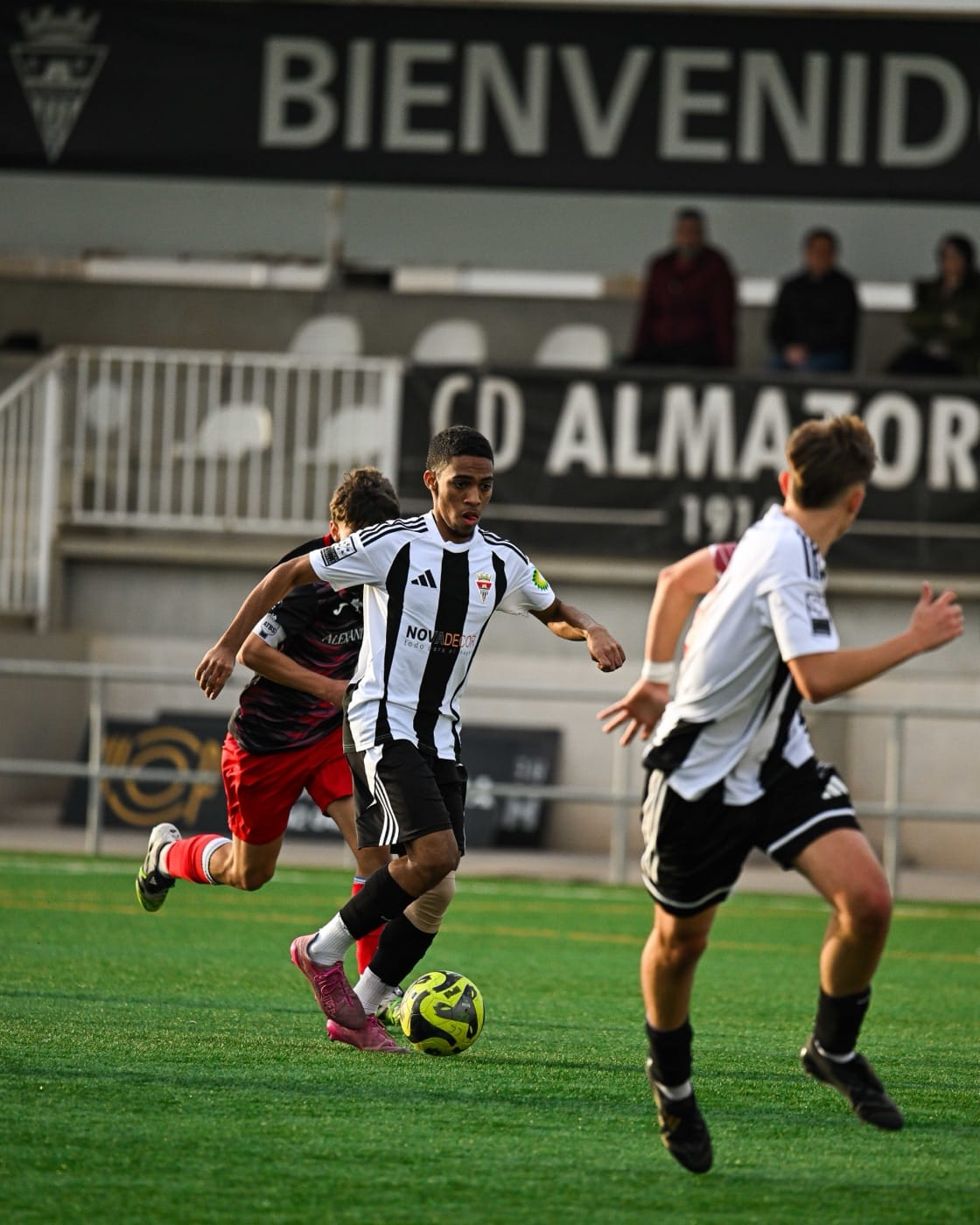 Juvenil A 0 — 4 CF At. Burriana - Salesianos B — 23