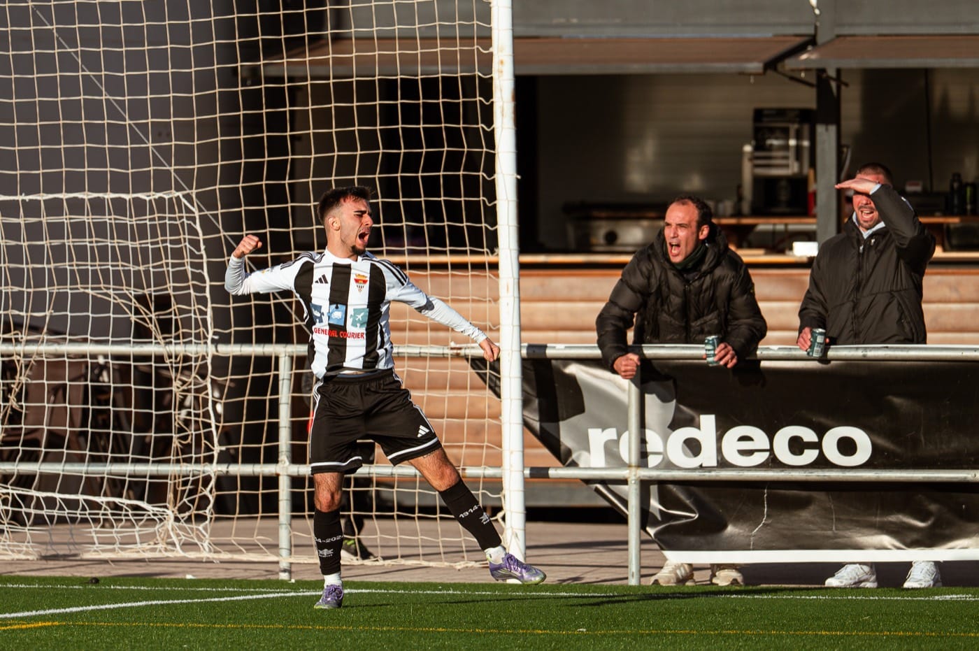 CD Almazora 4 — 0 Manises CF — 12