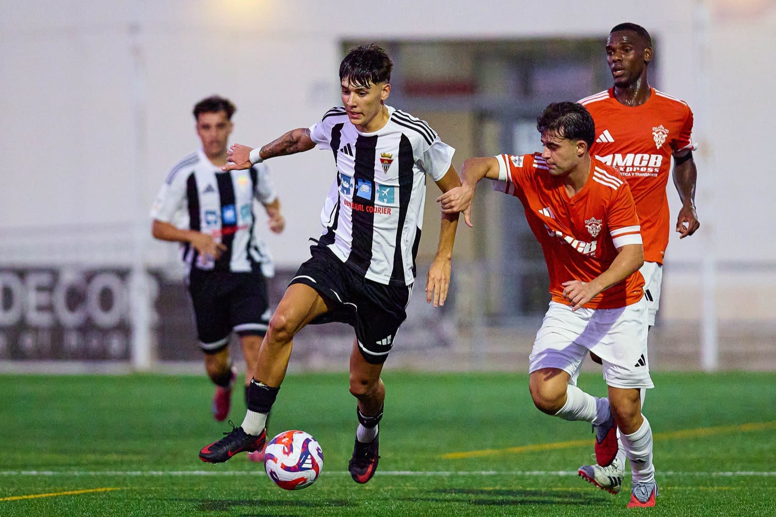 CD Almazora 2 — 2 Paiporta — 24