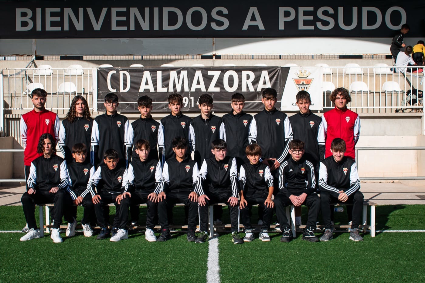 Presentación oficial · Temporada 2025/26 — 8