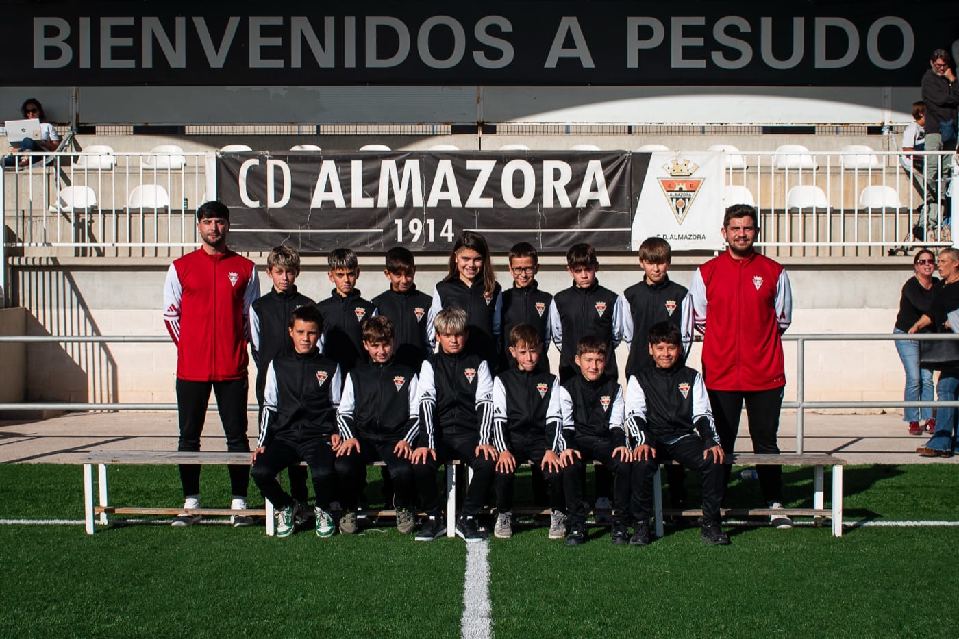 Presentación oficial · Temporada 2025/26 — 11