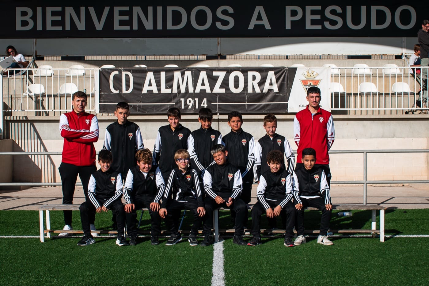 Presentación oficial · Temporada 2025/26 — 12
