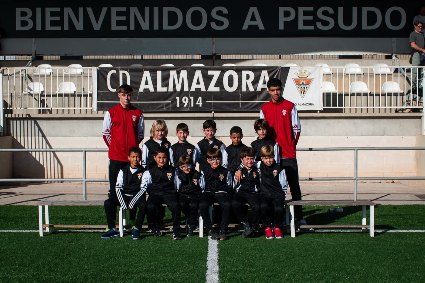 Presentación oficial · Temporada 2025/26 — 20