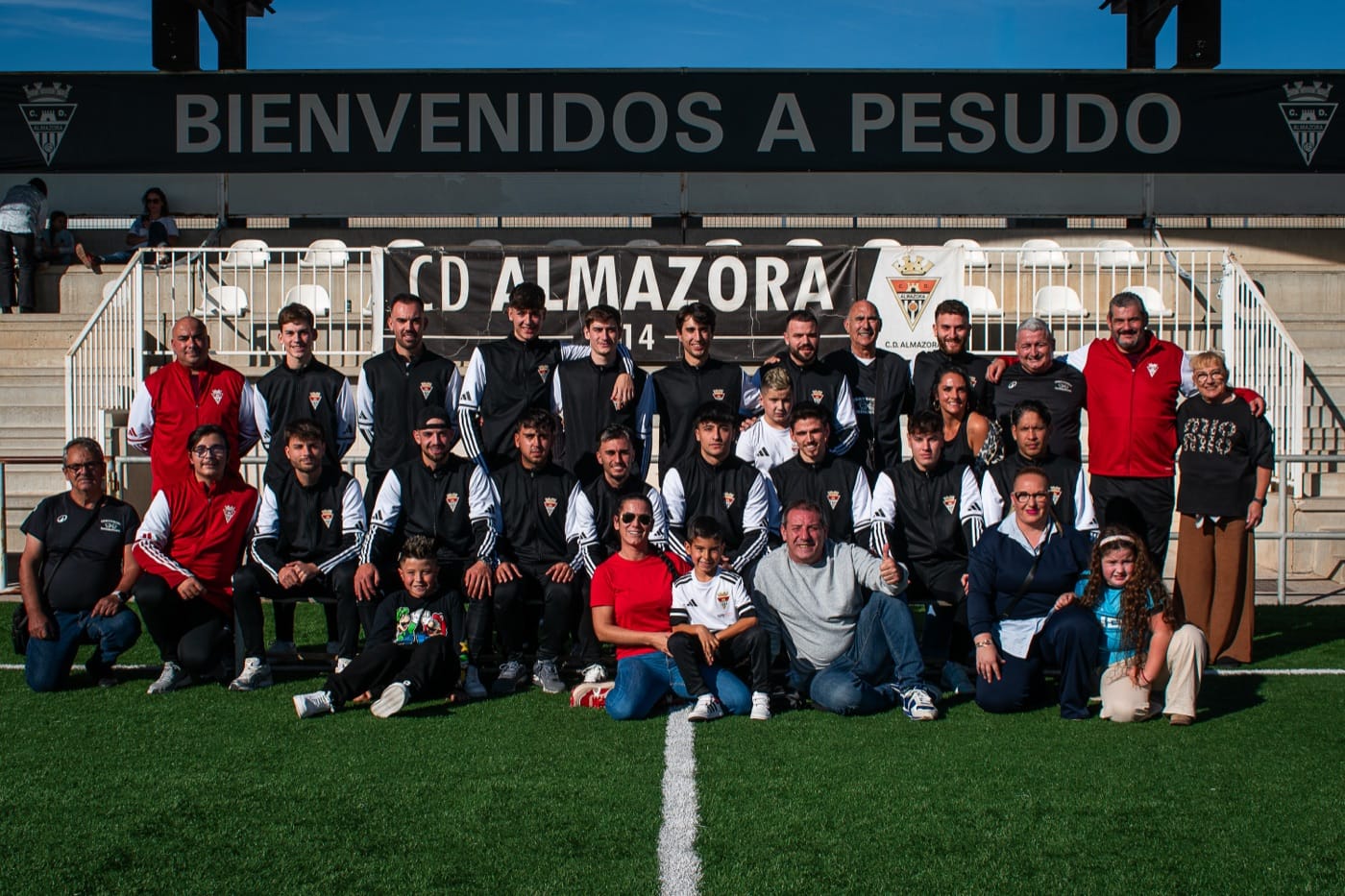 Presentación oficial · Temporada 2025/26 — 26